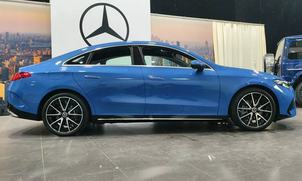 Mercedes-Benz CLA 200 Electric có kích thước tương đương sedan hạng D