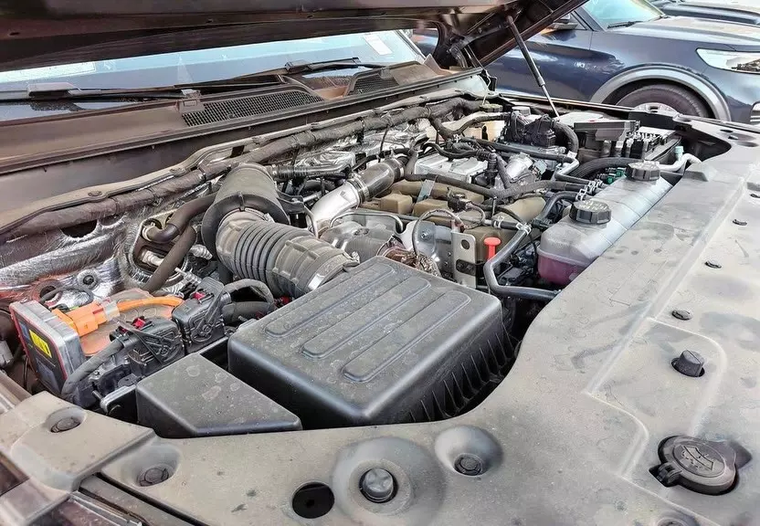 Nissan Terrano bắt gặp trên đường phố, sẽ bán tại Đông Nam Á như đối thủ của Toyota Fortuner - Ảnh 6.