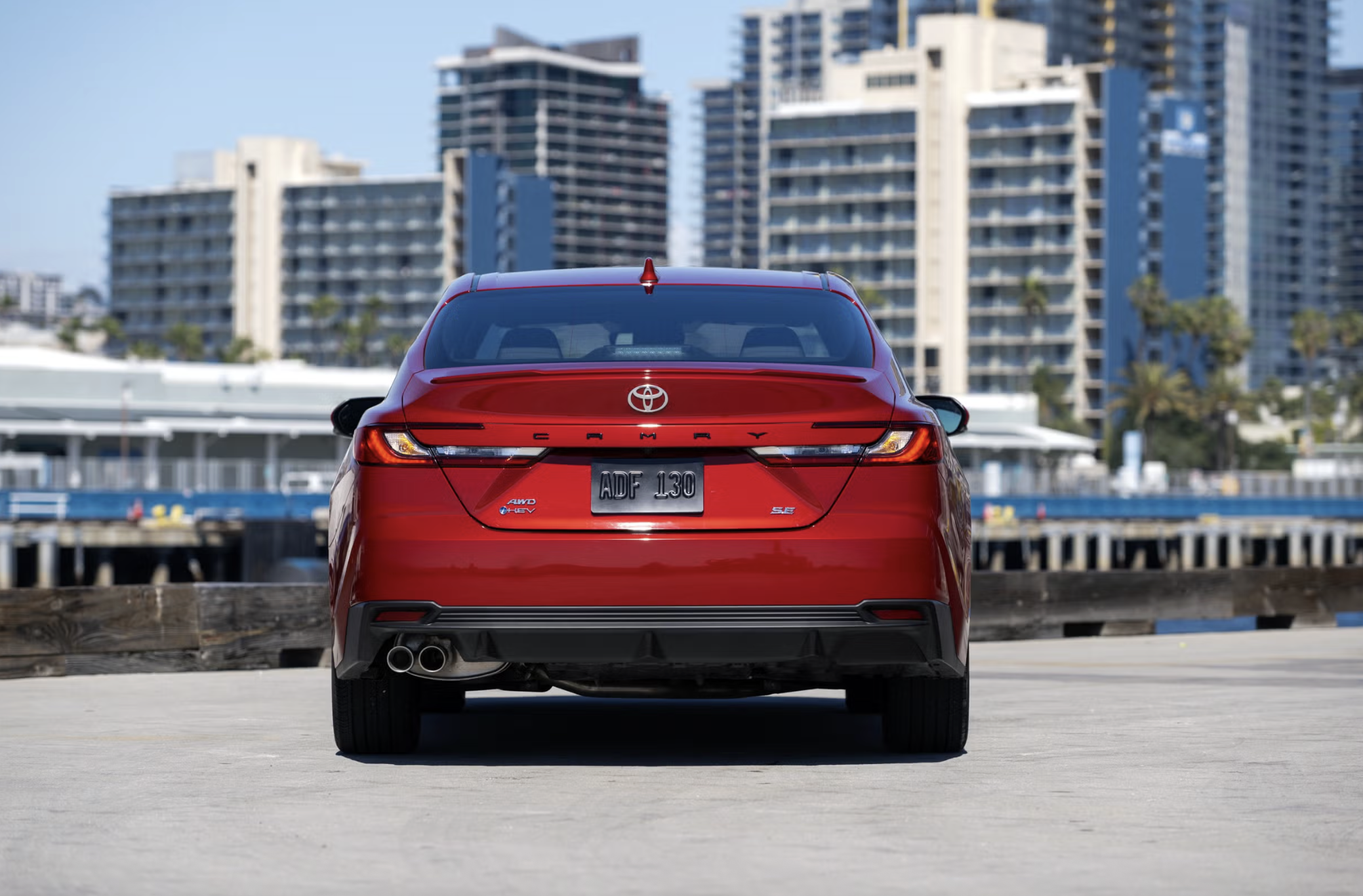 Toyota Camry 2027  2026-09-05 lúc 08.32.33.png