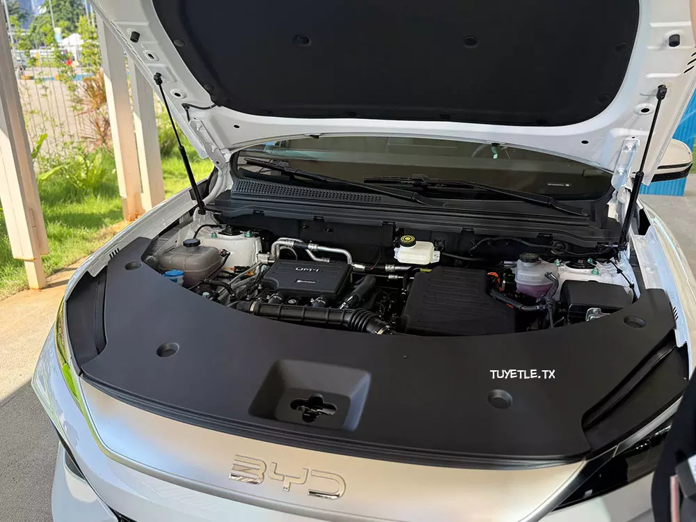 BYD Sealion 5 dùng hệ truyền động hybrid cắm sạc (PHEV)