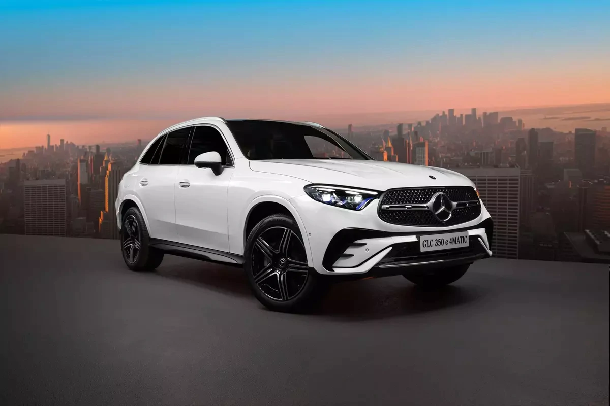 Mercedes-Benz GLC tăng giá bán, thêm bản mới có thể chạy hơn 120 km không tốn 1 giọt xăng