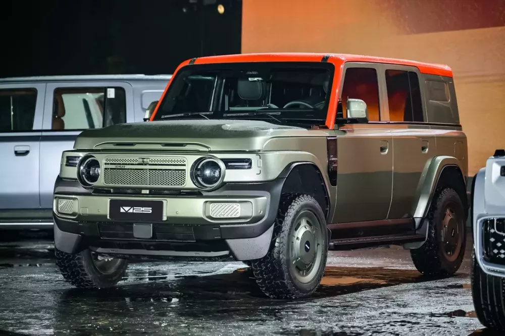 Thương hiệu iCaur sắp vào Việt Nam ra mắt SUV mới V25 với thiết kế hoài cổ và trang bị hiện đại - Ảnh 2.