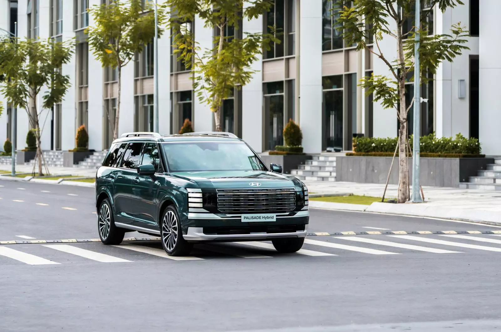 Hyundai Palisade Hybrid chốt giá tại Việt Nam, từ 1,499 tỷ đồng - Ảnh 6.