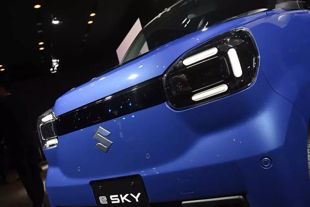 Mẫu xe điện nhỏ nhất của Suzuki có giá cạnh tranh, rẻ hơn cả Kia Morning ở Việt Nam - Ảnh 3.