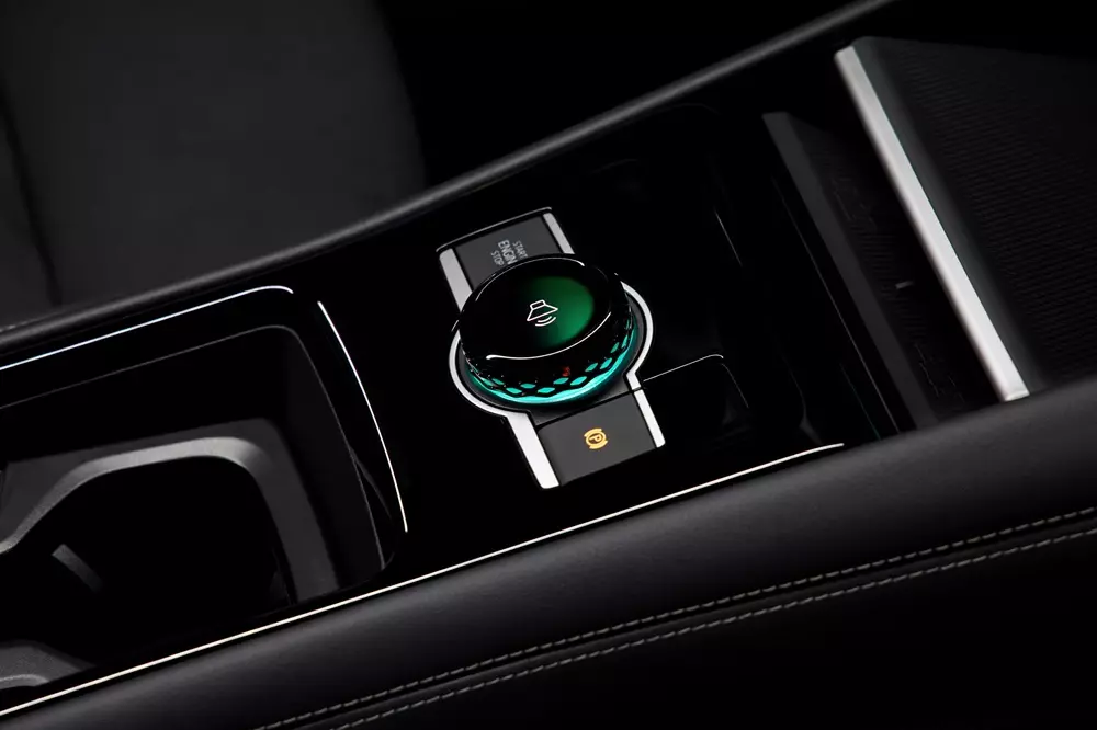 volkswagen-tiguan-2027-6-b336 Volkswagen Tiguan thế hệ mới rục rịch ra mắt Việt Nam với giá rẻ hơn, đại lý bắt đầu nhận cọc - Ảnh 7.